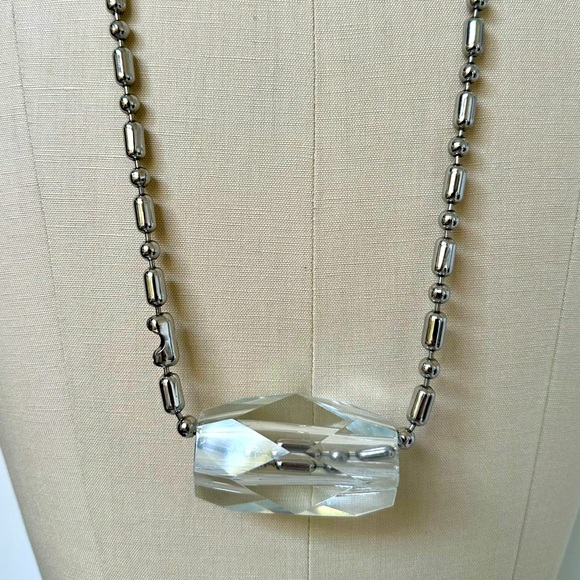 Chunky faceted lucite pendant chain necklace 🌟STYLIST piece🌟 - Picture 1 of 8